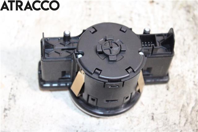 Bryter lys til Mercedes GLA 2014-2020 (X156) (X156) (A2129050551|)