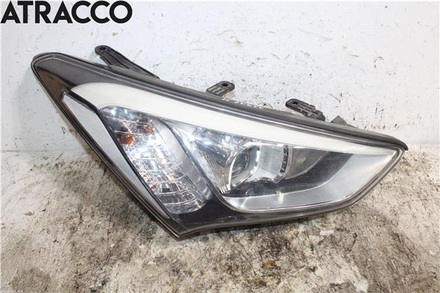 Frontlykt høyre halogen til Hyundai Sonata, 2006-->> (921022W110)