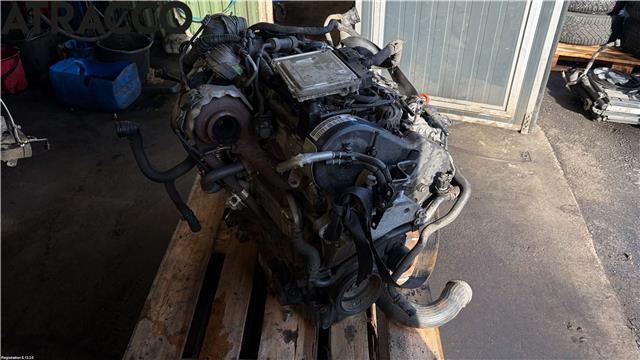 Motor diesel til VW Passat 2011-2015 (B7) (B7) (03L100090J|)