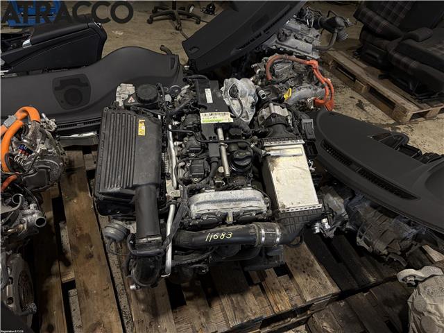 Motor bensin til Mercedes C-Klasse 2014-2018 (Fase 1) (W205) (W205) (A2740105303|)