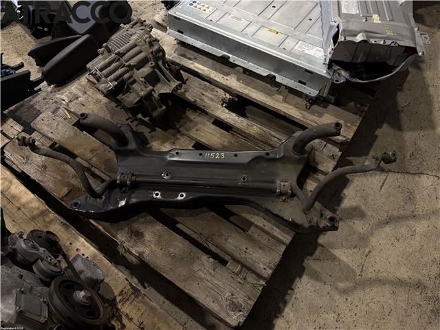 Travers foran hoved til Mitsubishi Outlander, 2007-2010 (Type II, Fase 1)  (MN100292)