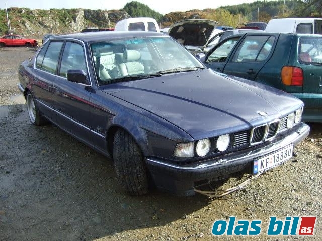 BMW 7-Serie 1986-1994 (E32) (E32), Motorkode: M30B35, Girkassekode: