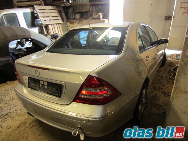 Mercedes C-Klasse 2004-2007 (Fase 2) (W203) (W203), Motorkode: M 271.946, Girkassekode: 7226950 R1404712601