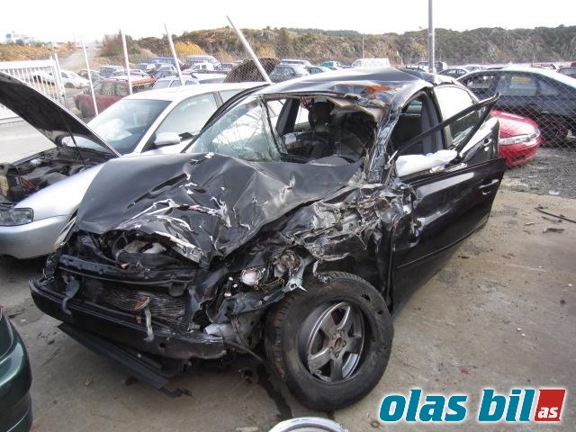Volvo S40 2008-2012 (Type II, Fase 2) , Motorkode: D4164T, Girkassekode: 30787879