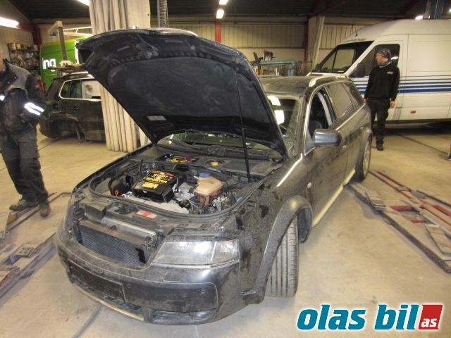Audi A6, Allroad 2000-2005 (Type I) (C5) (C5), Motorkode: BAU, Girkassekode: EYJ