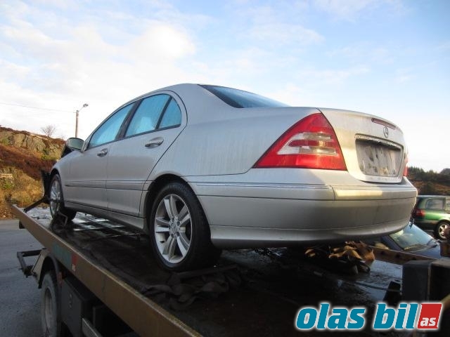 Mercedes C-Klasse 2000-2004 (Fase 1) (W203) (W203), Motorkode: M 271.946, Girkassekode: 722695