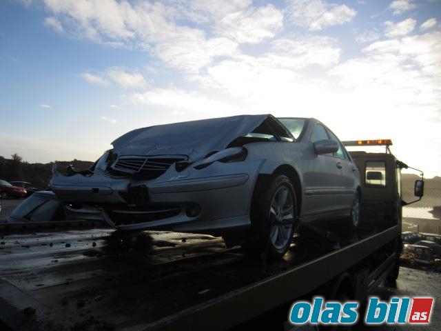 Mercedes C-Klasse 2000-2004 (Fase 1) (W203) (W203), Motorkode: M 271.946, Girkassekode: 722695
