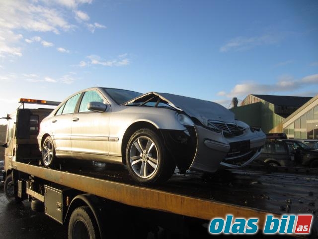 Mercedes C-Klasse 2000-2004 (Fase 1) (W203) (W203), Motorkode: M 271.946, Girkassekode: 722695