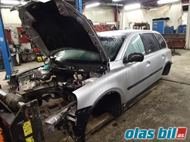 Volvo XC90 2002-2006 (Type I, Fase 1) , Motorkode: D5244T 6901191, Girkassekode: 8675151