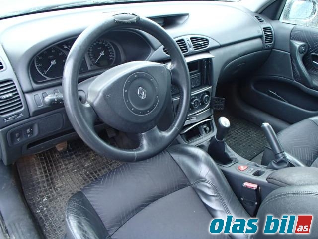 Renault Laguna 2001-2005 (Type II, Fase 1) , Motorkode: F4P 770, Girkassekode: 