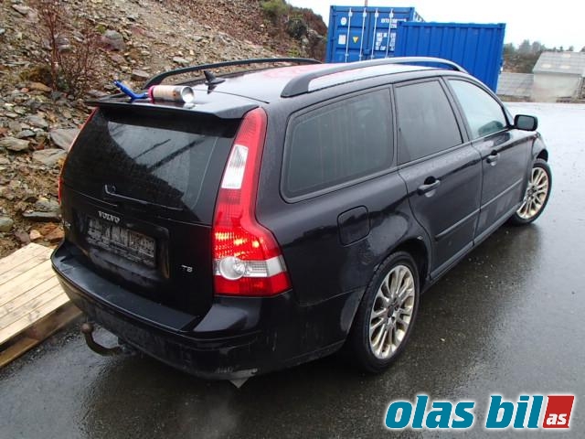 Volvo V50 2004-2007 (Fase 1) , Motorkode: B 5254 T3, Girkassekode: 30681143