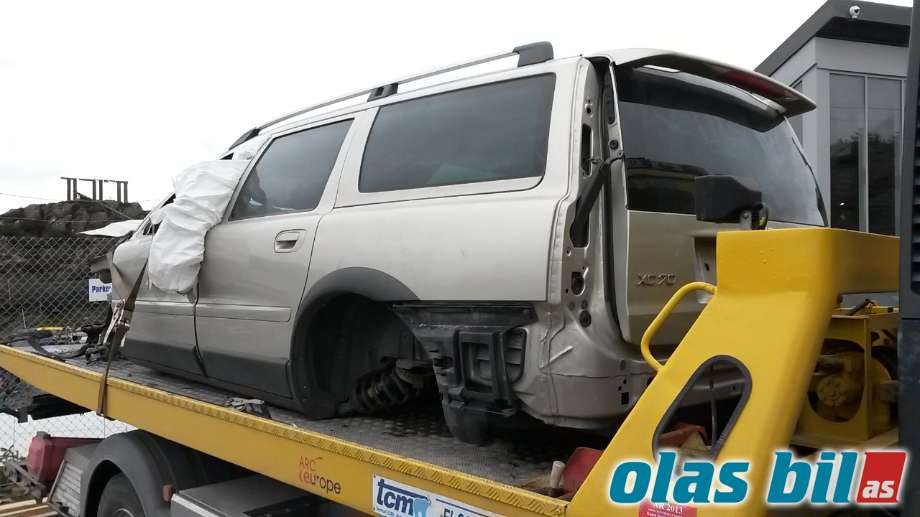 Volvo XC70 2005-2007 (Type I, Fase 2) , Motorkode: D5244T4 71 6901083, Girkassekode: 30751347