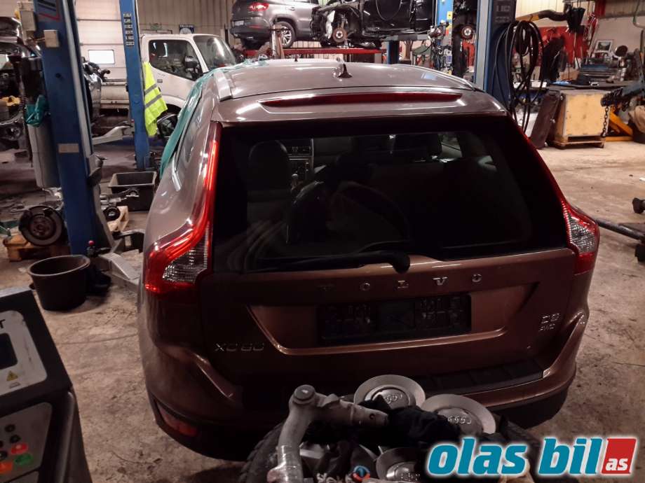 Volvo XC60 2008-2013 (Type I, Fase 1) , Motorkode: D5244T(16), Girkassekode: 31280472