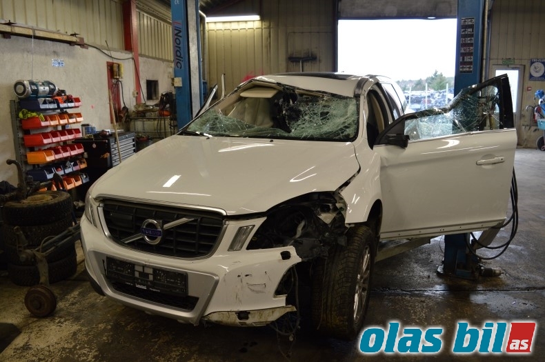 Volvo XC60 2008-2013 (Type I, Fase 1) , Motorkode: D5244T(5), Girkassekode: 30751449