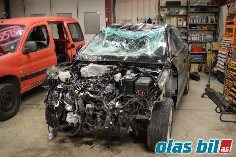 Audi Q3 2011-2014 (Type I, Fase 1) , Motorkode: CFFB, Girkassekode: NZS