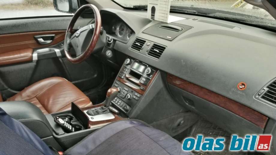 Volvo XC90 2002-2006 (Type I, Fase 1) , Motorkode: D5244T4 6901083, Girkassekode: 31259317