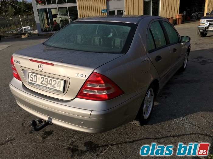Mercedes C-Klasse 2004-2007 (Fase 2) (W203) (W203), Motorkode: OM 646.962, Girkassekode: r1402712601
