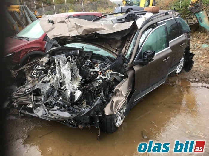 Volvo XC70 2014-2016 (Type II, Fase 2) , Motorkode: D5244T12, Girkassekode: 1285173