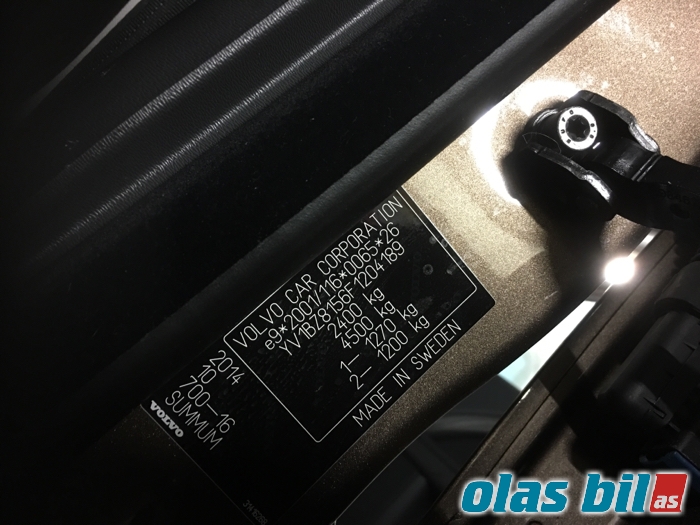 Volvo XC70 2014-2016 (Type II, Fase 2) , Motorkode: D5244T12, Girkassekode: 1285173
