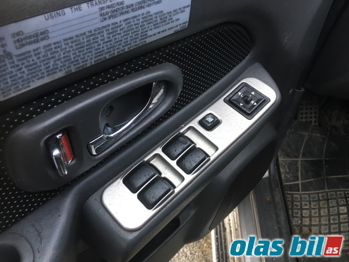 Mitsubishi L200 1996-2006 (Type III) , Motorkode: 4D56T, Girkassekode: v5mt1 48675