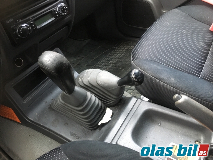 Mitsubishi L200 1996-2006 (Type III) , Motorkode: 4D56T, Girkassekode: v5mt1 48675