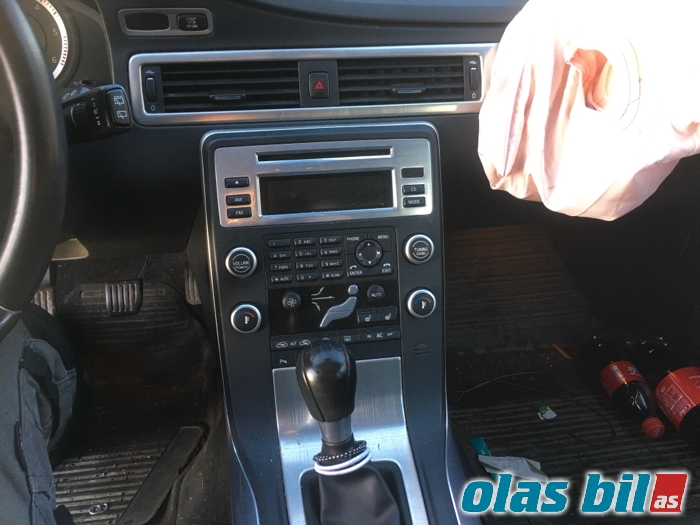 Volvo V70 2007-2013 (Type III, Fase 1) , Motorkode: D4164T 76 6906234, Girkassekode: 1283123