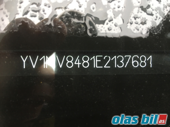Volvo V40 2012-2019 , Motorkode: D4162T, Girkassekode: 1285228