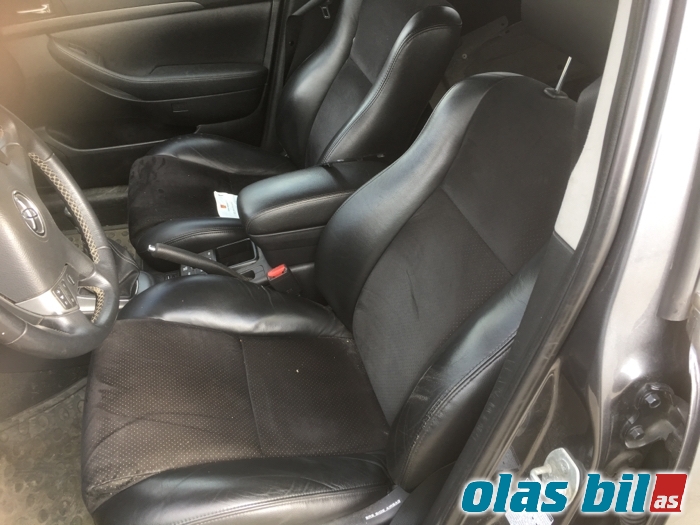 Toyota Avensis 2003-2008 (Type II) , Motorkode: 2AD-FHV, Girkassekode: