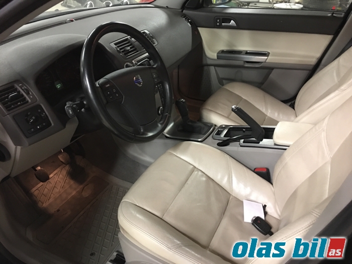 Volvo V50 2007-2012 (Fase 2) , Motorkode: D 4204 T, Girkassekode: 31259338