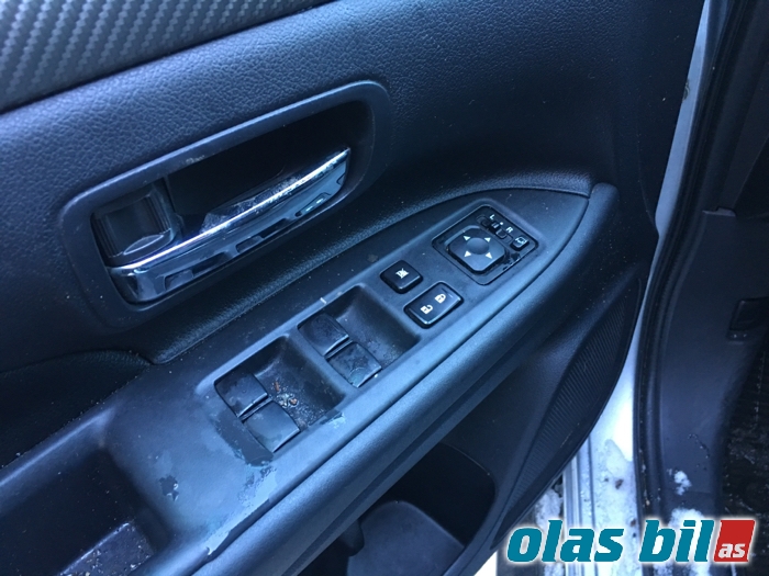 Mitsubishi Outlander 2012-2015 (Type III, Fase 1) , Motorkode: 4J11, Girkassekode: W1CJA-2-A4VA