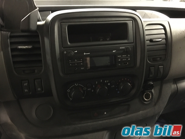 Renault Trafic 2014-->> , Motorkode: R9M (452), Girkassekode: PF6 (050)
