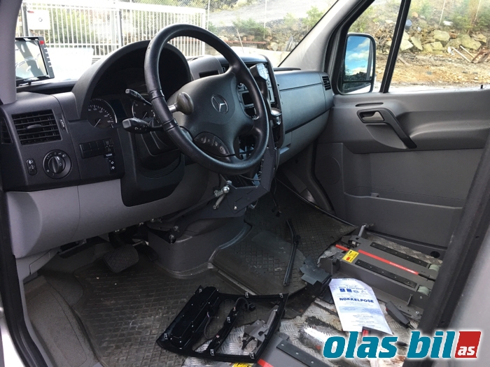 Mercedes Sprinter 2006-2013 (Fase 1) (906) (906), Motorkode: OM646.985, Girkassekode: