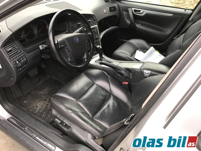 Volvo V70 2000-2004 (Type II, Fase 1) , Motorkode: B5204T5, Girkassekode: 30681178