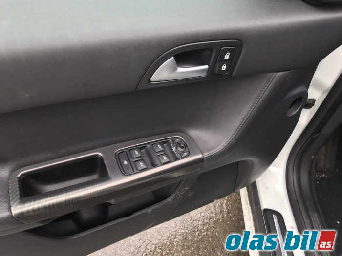 Volvo V50 2007-2012 (Fase 2) , Motorkode: D4162T, Girkassekode: 1283179