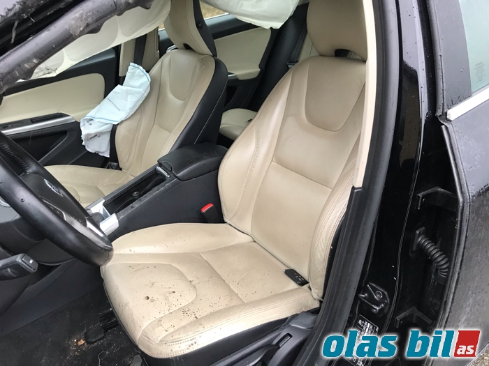 Volvo S60 2010-2014 (Type II, Fase 1) , Motorkode: D5204T3, Girkassekode: 