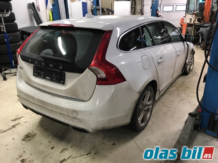 Volvo V60/V60 CC 2013-2018 (Type I, Fase 2) , Motorkode: D5244T15, Girkassekode: 