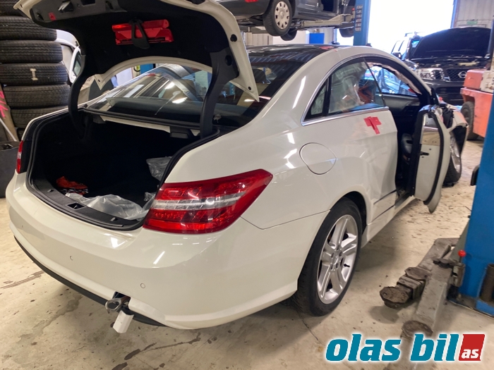 Mercedes E-Klasse, Coupe/Cab 2009-2013 (Fase 1) (C207) (C207), Motorkode: OM651.911, Girkassekode: 722646