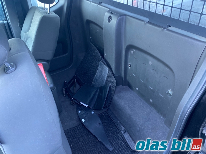 Nissan Navara 2010-2015 (Fase 2) (D40) (D40), Motorkode: YD25DDTI, Girkassekode: 