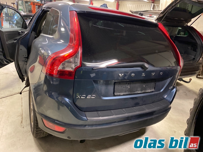 Volvo XC60 2008-2013 (Type I, Fase 1) , Motorkode: D5204T2, Girkassekode: