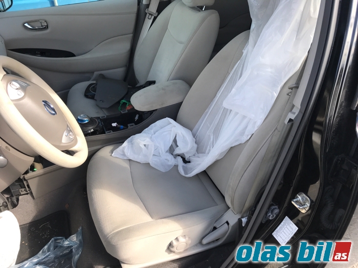 Nissan Leaf 2011-2017 (Type I) , Motorkode: EM61, Girkassekode: