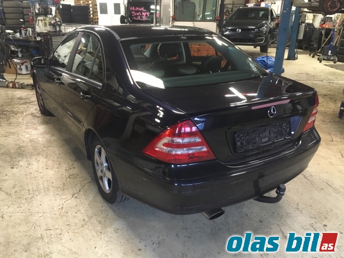 Mercedes C-Klasse 2004-2007 (Fase 2) (W203) (W203), Motorkode: M271.946, Girkassekode: 