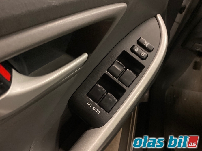 Toyota Prius 2009-2016 (Type III) (COMBI) (COMBI), Motorkode: 2ZR-FXE, Girkassekode: 