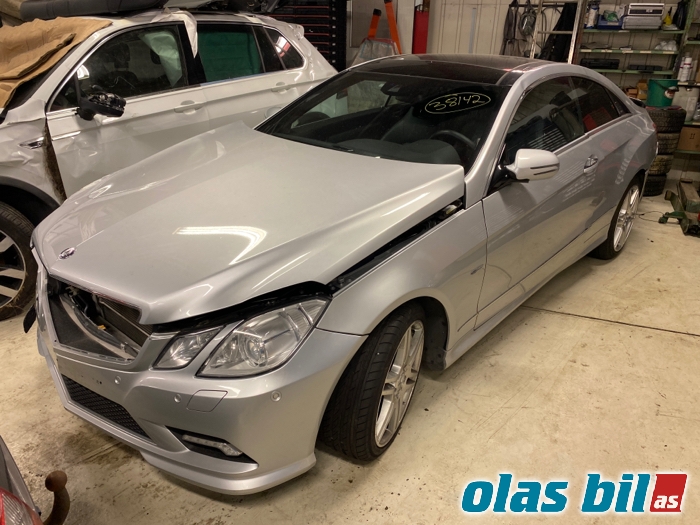Mercedes E-Klasse, Coupe/Cab 2009-2013 (Fase 1) (C207) (C207), Motorkode: OM642.836, Girkassekode: 