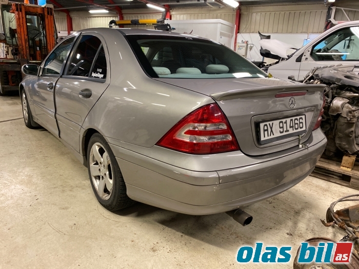 Mercedes C-Klasse 2004-2007 (Fase 2) (W203) (W203), Motorkode: M271.946, Girkassekode: