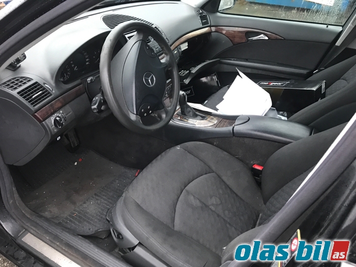Mercedes E-Klasse 2002-2006 (Fase 1) (W211) (W211), Motorkode: OM646.961, Girkassekode: 722699