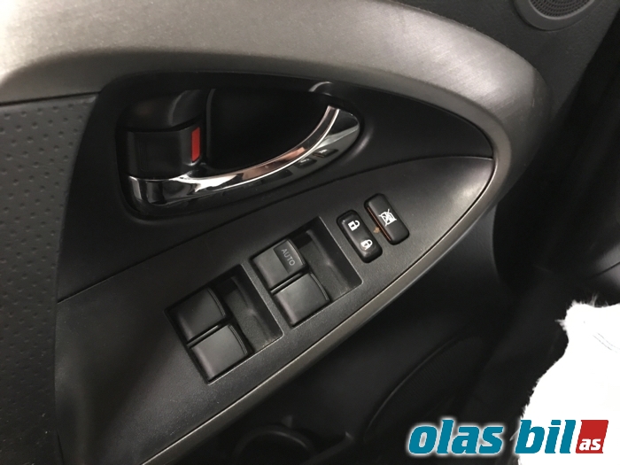 Toyota RAV4 2009-2013 (Type III, Fase 2) , Motorkode: 2AD-FHV, Girkassekode: 
