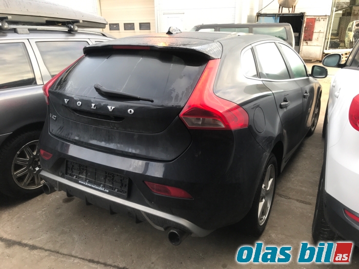 Volvo V40 2012-2019 , Motorkode: D4162T, Girkassekode: