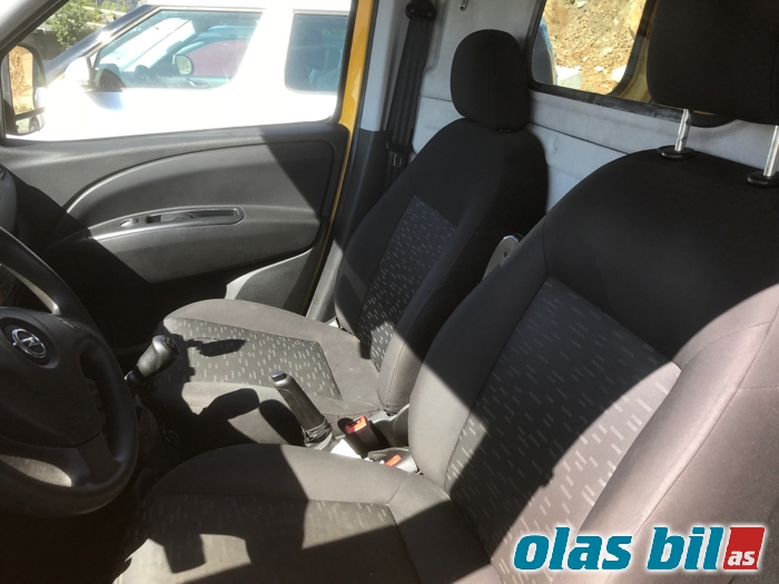 Opel Combo D 2012-2018 , Motorkode: , Girkassekode: 