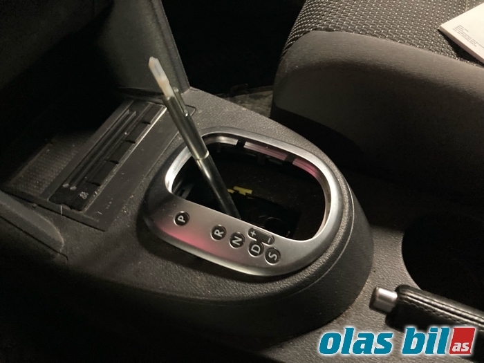 VW Touran 2010-2015 (Type I, Fase 3) , Motorkode: CAYC, Girkassekode: MLE