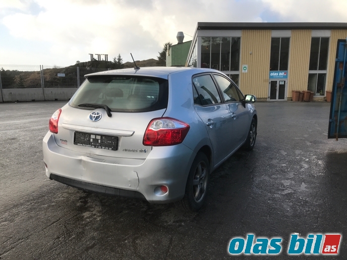 Toyota Auris 2010-2012 (Type I, Fase 2) , Motorkode: 2ZR-FXE, Girkassekode: 